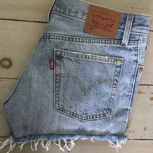 levi jean shorts